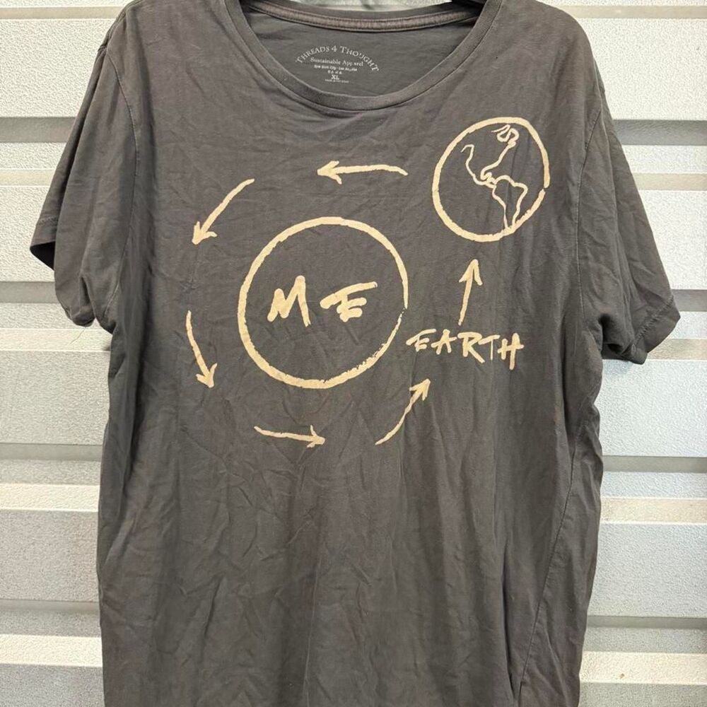 Threads-4-thought Men's Grey and Black T-shirt